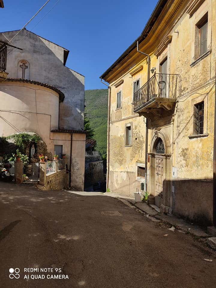 Scorcio del centro storico di Villerose
